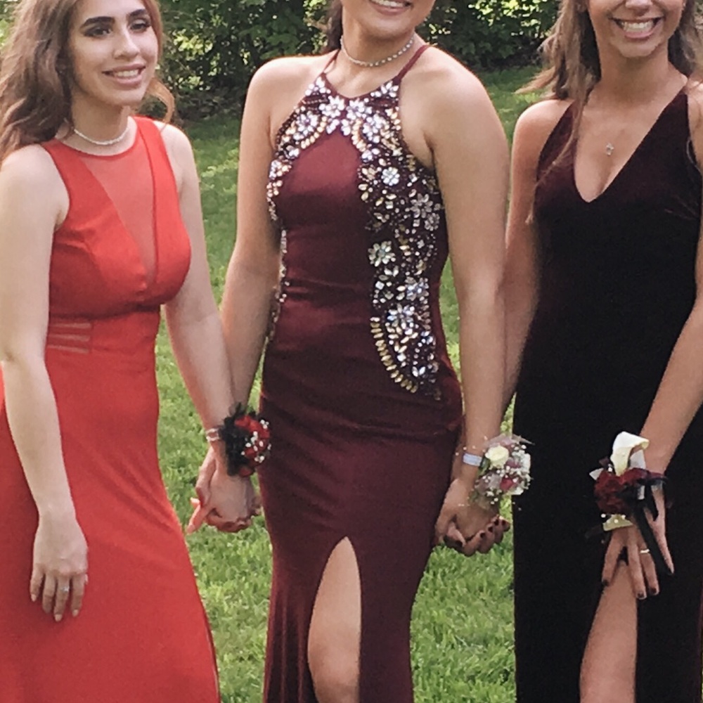 Maroon Prom Dress - Picture 3 of 4